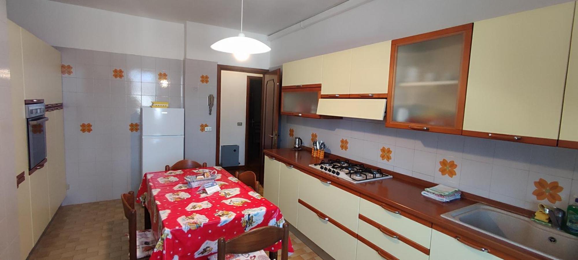 Appartamento Attico Nel Borgo Torri Del Benaco Esterno foto